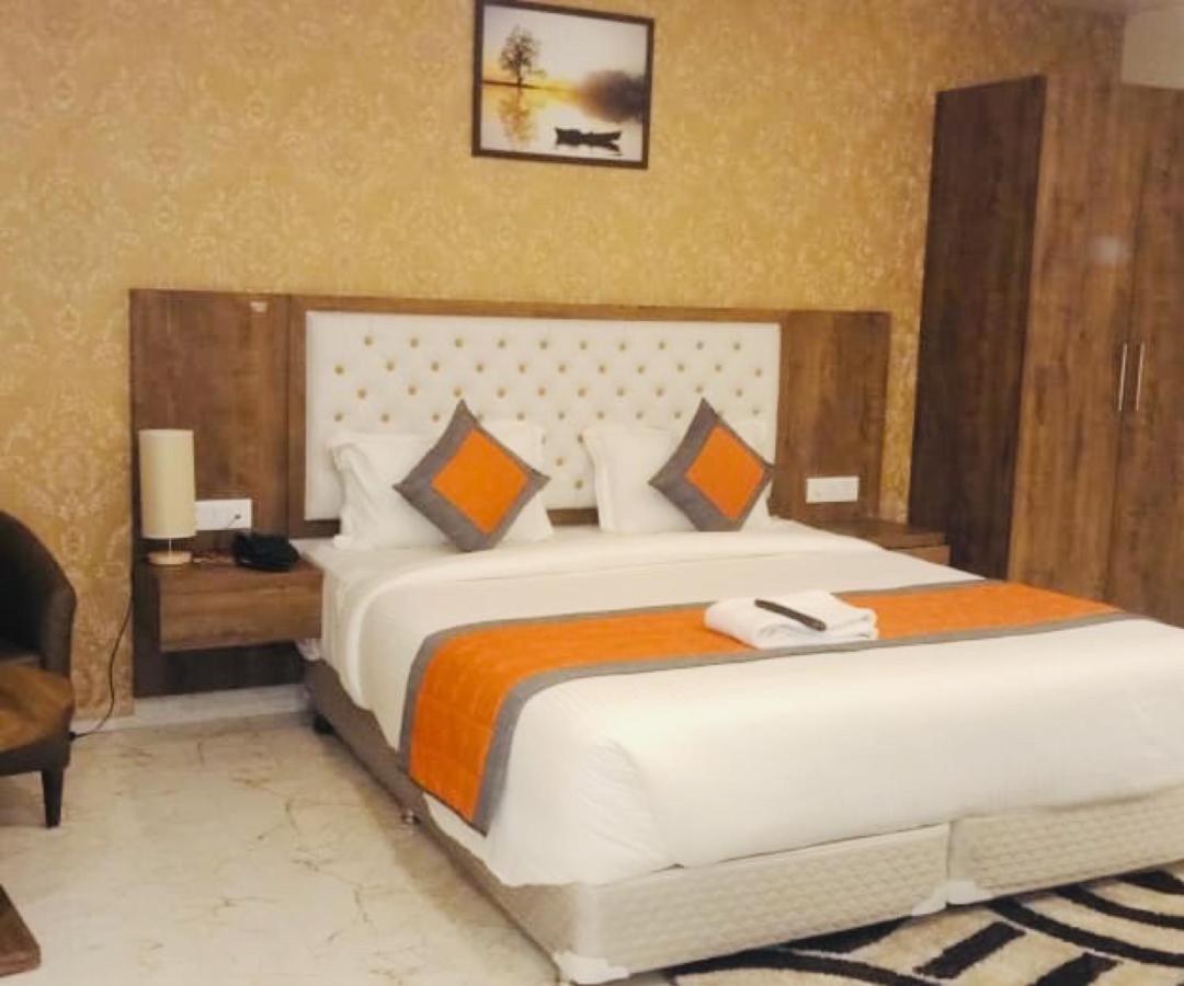 Mayda Inn- A Boutique Hotel Neu-Delhi Exterior foto